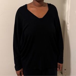 Fashion Nova Black Long Sleeve V-Neck Top | Relaxed Fit